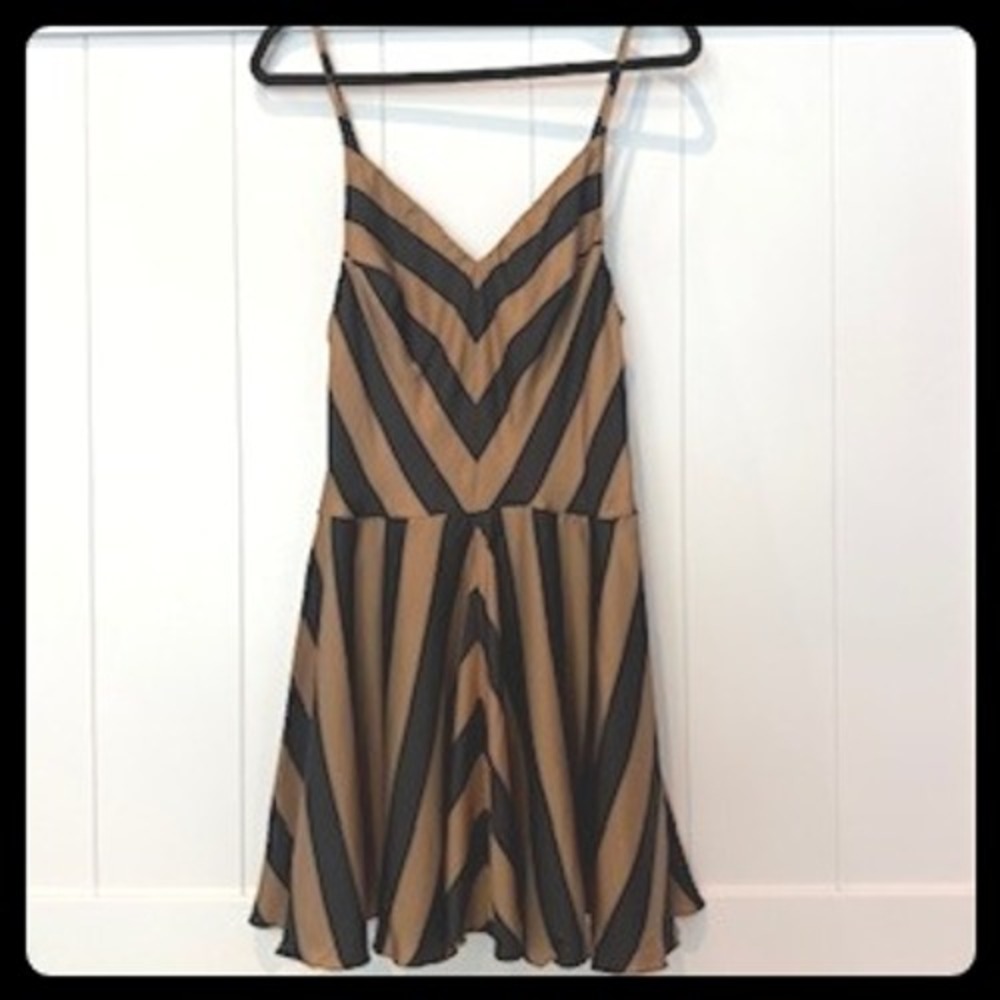 Amanda Uprichard Chevron‎ Silk Blend Dress Black Tan Sleeveless Party Neutral